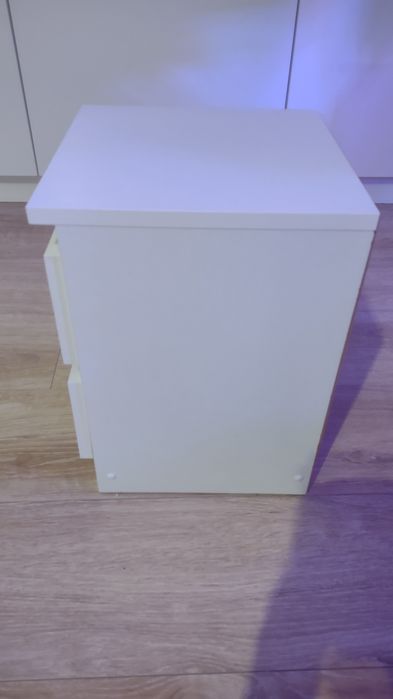 Sprzedam szafkę nocną