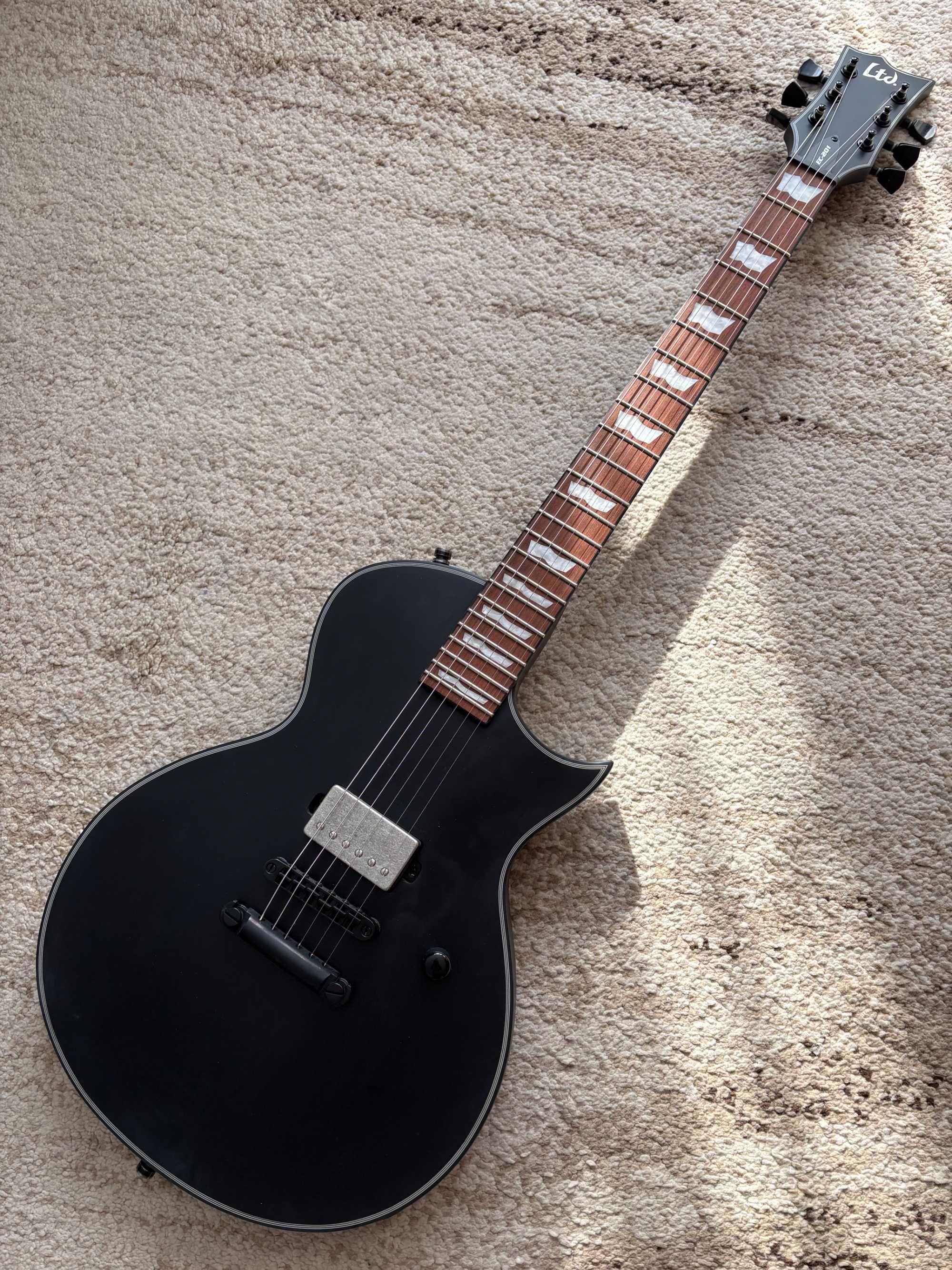 ESP LTD EC-201 Black Satin gitara elektryczna