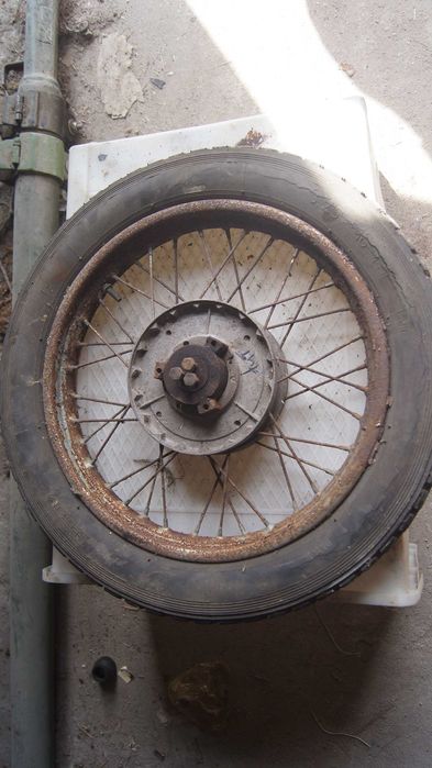 Jawa 175 CZ 175 koło 16 motor lub wózek boczny gondola oryginał