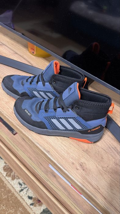 Кросівки Adidas Terrex 38р