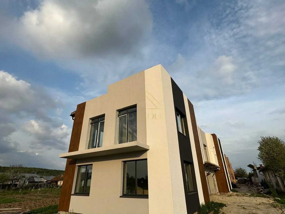 Вовчинецькі гори/Продається будинок (дуплекс) 130 м2/ТОП ціна $730/м2