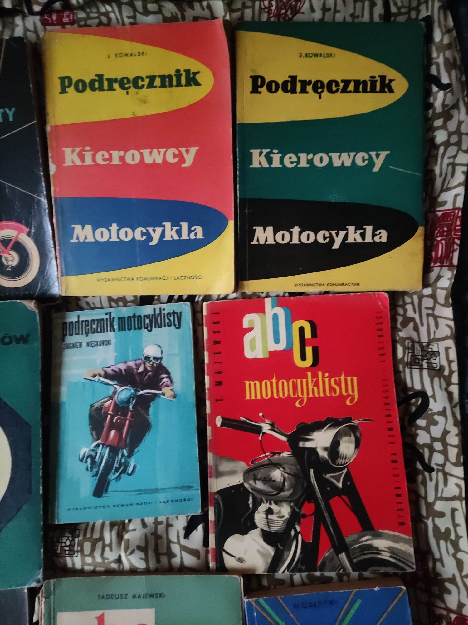 Książki o motocyklach i motorowerach z czasów PRL-u