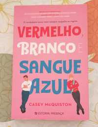 Livro "Vermelho, branco e sangue azul" de Casey McQuiston