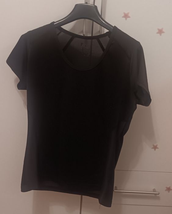 Camisolas desportivas tamanho M e XS