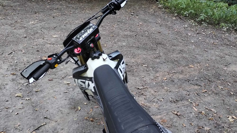X moto Asix xb88