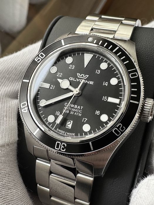 Glycine Combat Sub 39mm GL0399 jak Tudor Black Bay