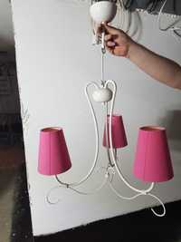 Piękna różowa lampa, żyrandol do pokoju dziewczynki