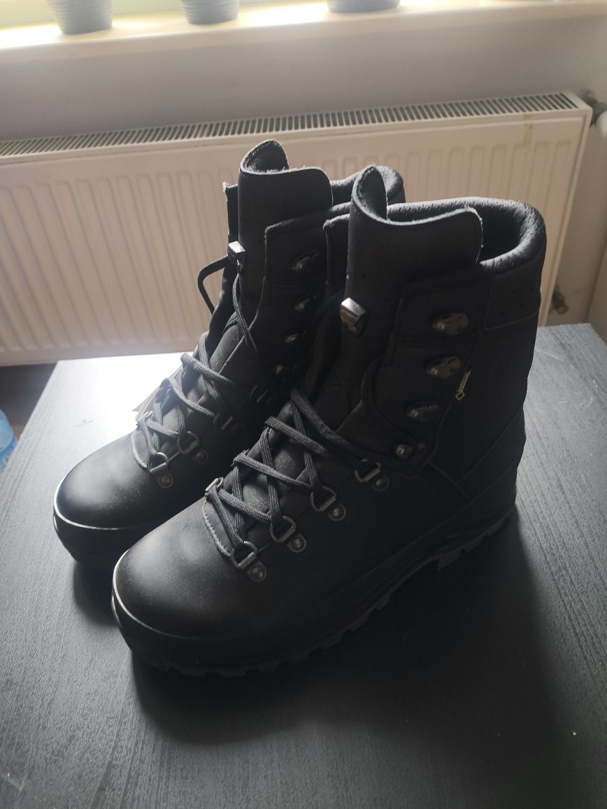 Buty LOWA Mountain Boot GTX