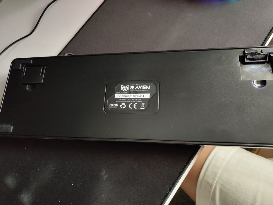Teclado gaming RGB