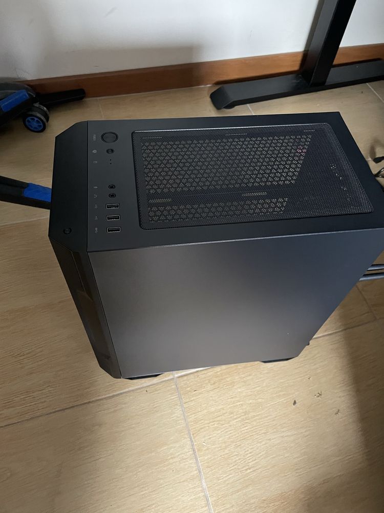 PC Gamer Ryzen 5 7600 / RTX 3070 / 32GB DDR5