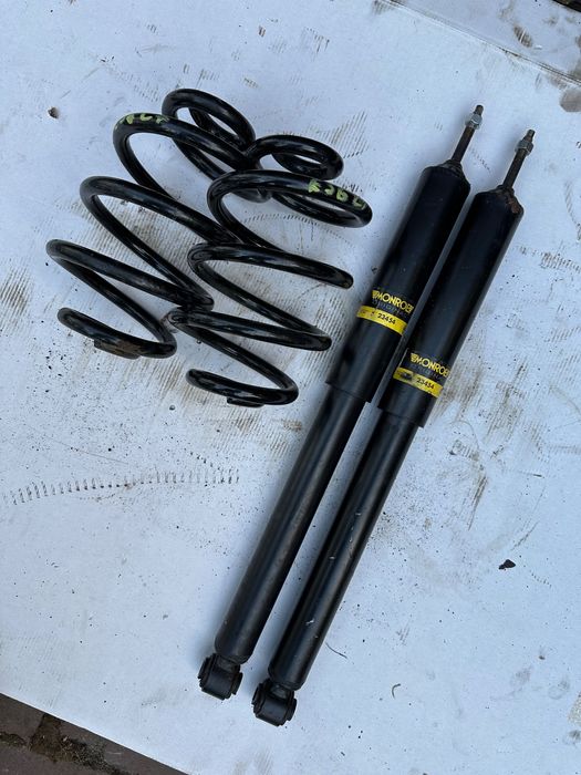 BMW E36 amortyzatory TYŁ sprężyny tył komplet MONROE