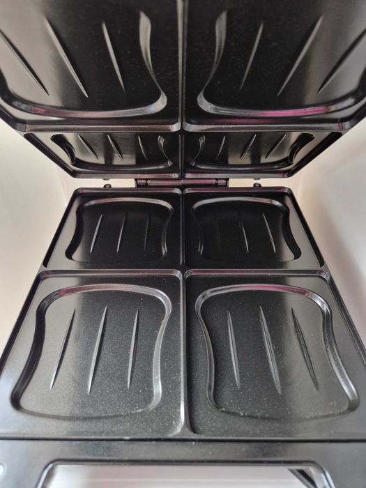 Opiekacz Emerio ST-111153 czarny 1300 W XXL