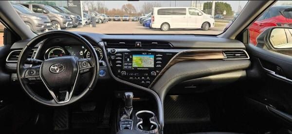 Toyota Camry 2020