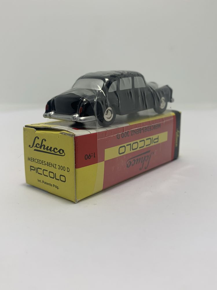 Mercedes 300 D da Schuco Piccolo 1:90