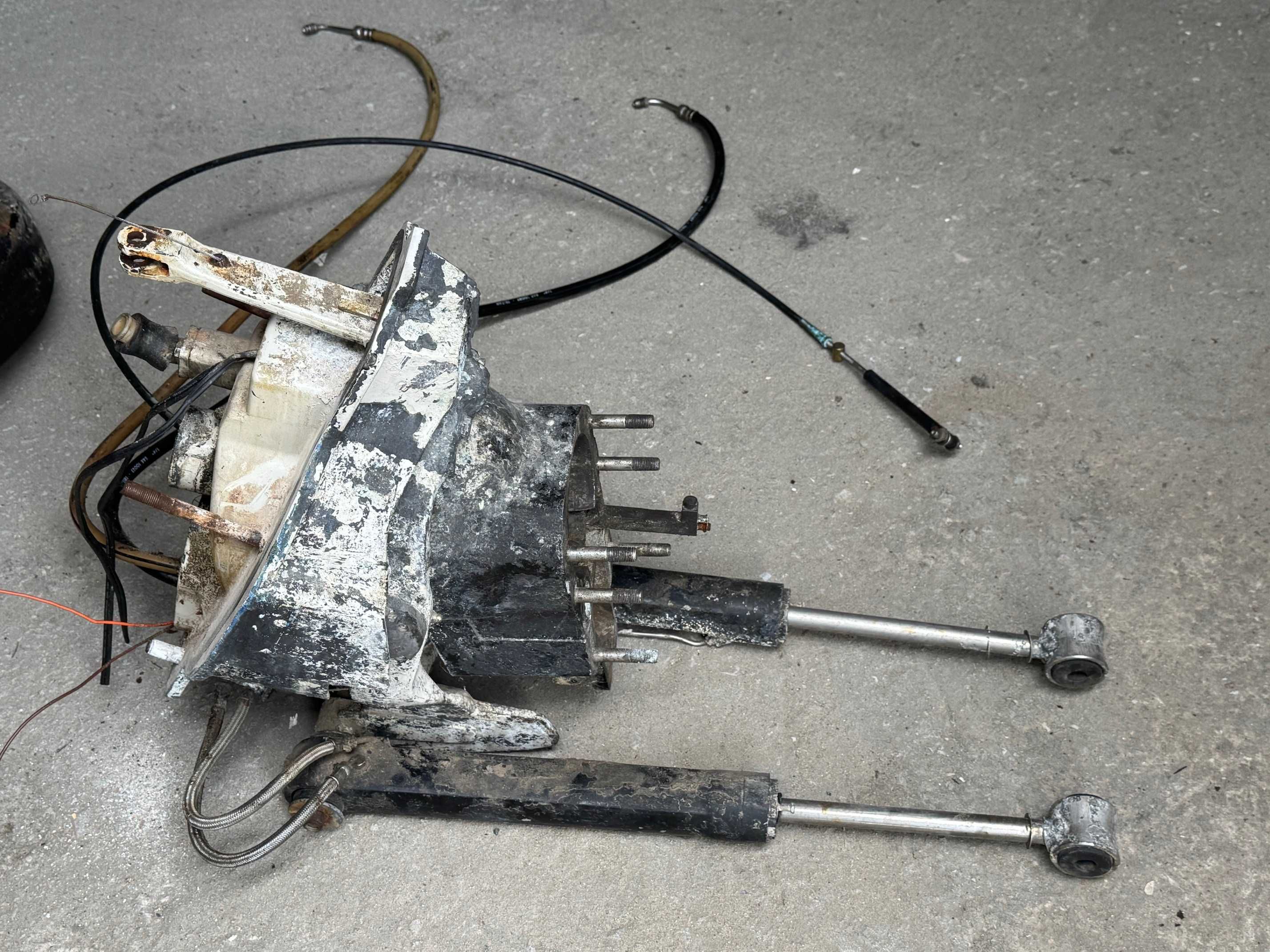 MerCruiser 5,7l alpha one zetka gimbal wydech komplet