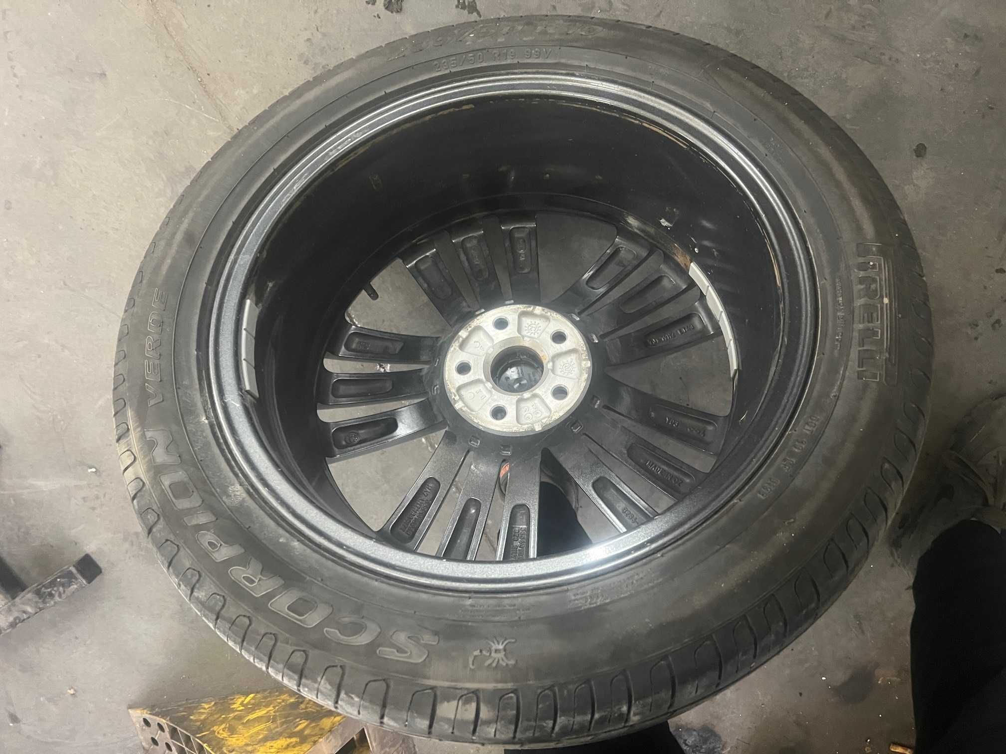 Koła Felgi Alufelgi SKODA KODIAQ 235/50/r19 Pirelli Lato