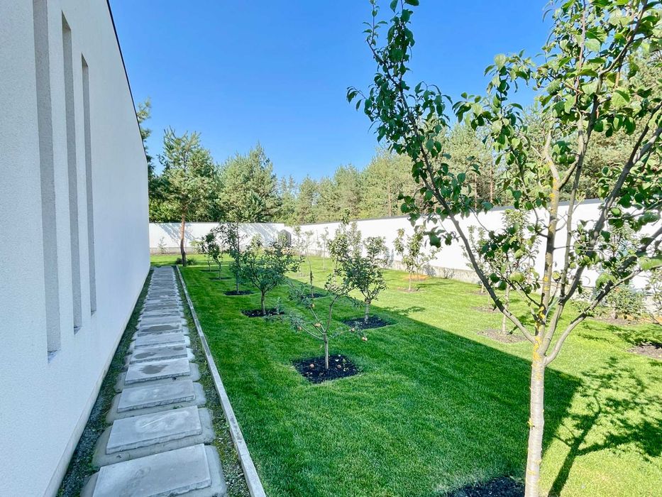 Одноповерховий котедж з ремонтом в КМ біля лісу!