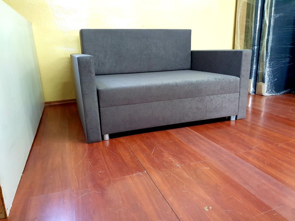 Kanapa Sofa 140x102 pojemnik Funkcja Spania Dostawa