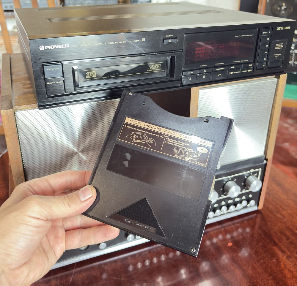 Програвач cd Pioneer PD-Z81M