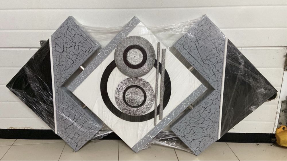 Dois quadros grandes