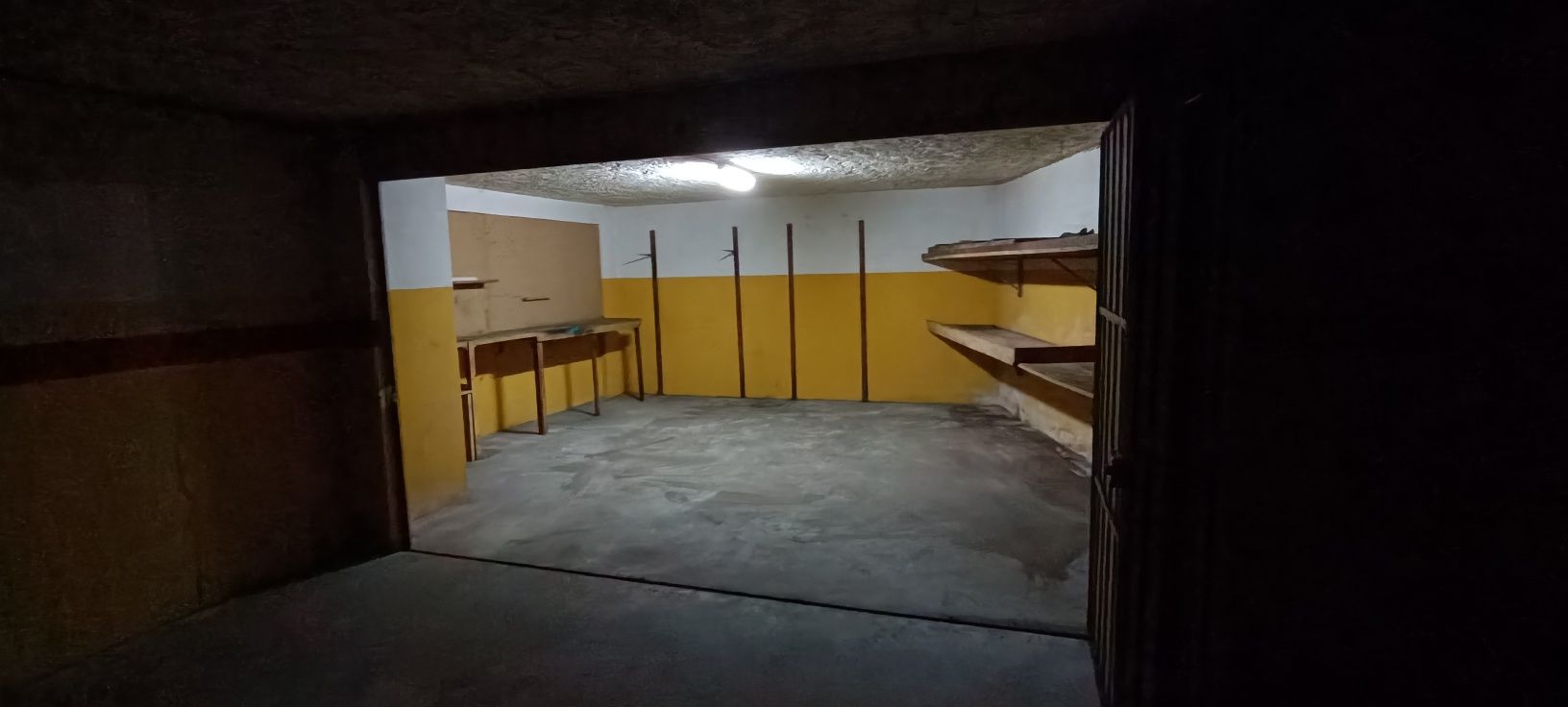Garagem fechada Centro Trofa - Investimento