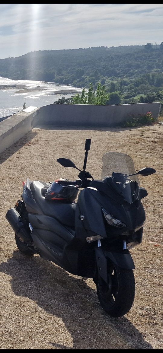 Xmax 300 de 2021