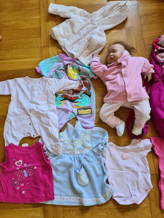 Lalka jak Reborn wraz z ponad 30 elementami ubioru+butelka