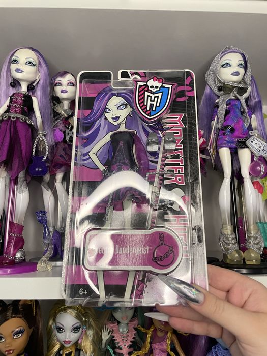 Monster High NIB Spectra Vondergeist Fashionpack To Howl For