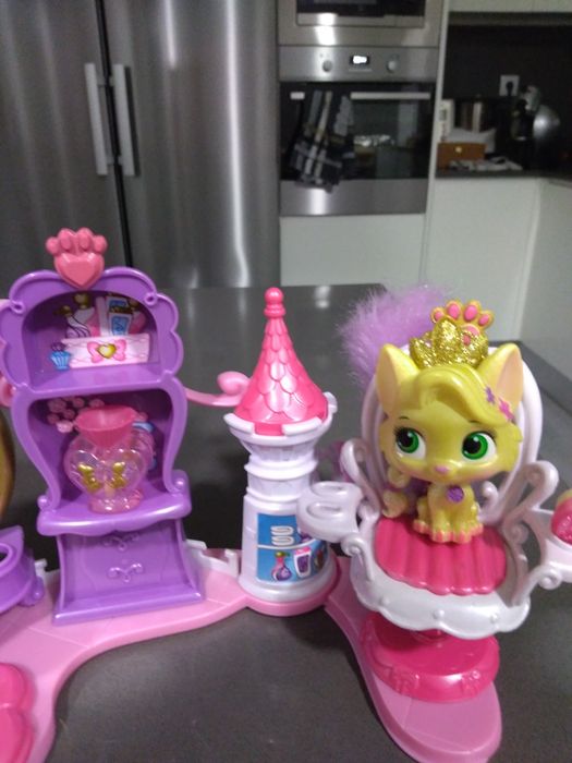 Cabeleireiro e Spa das Palace Pets: mascotes das Princesas Disney