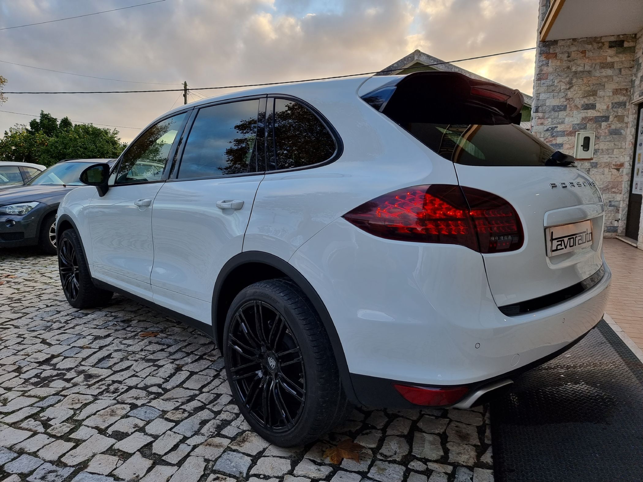 Porsche Cayenne II Platinum Edition