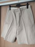Bermudas de homem bege marca GAP