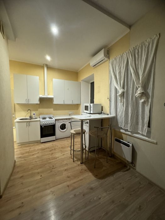 Актуально! Сдам 1к.кв студию, низ пр. Мазепы .