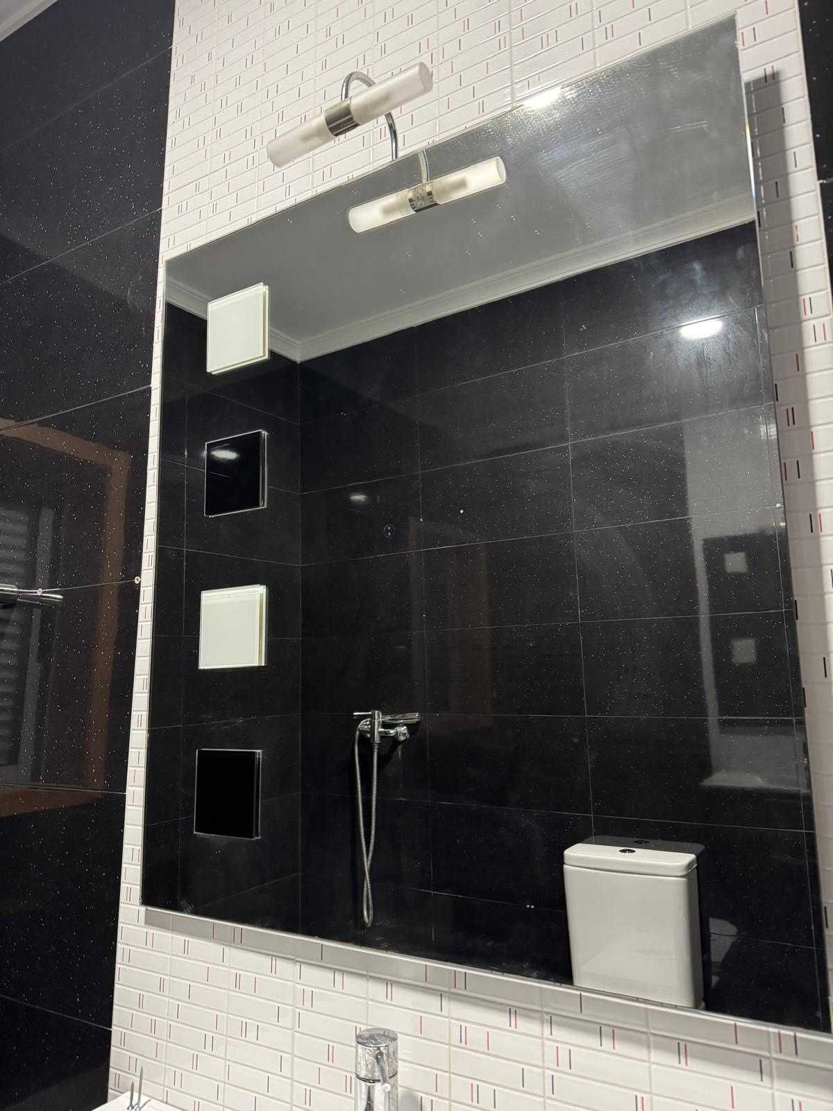 Espelho de WC com iluminação