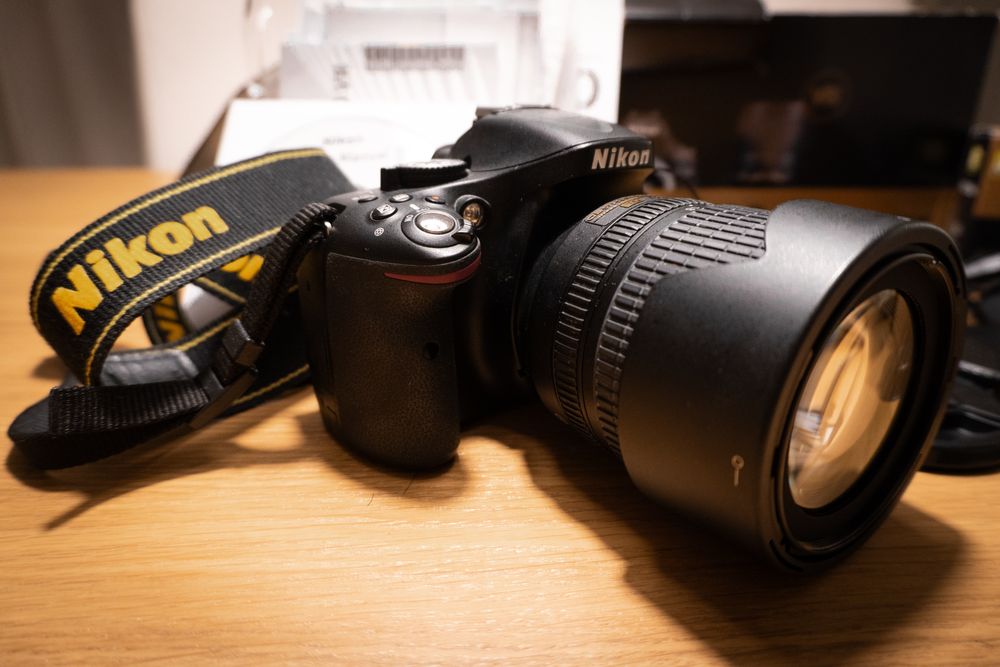 Mało używany! Nikon d5200 z objektywem Nikkor 18-105mm f/3.5-5.6 ED VR