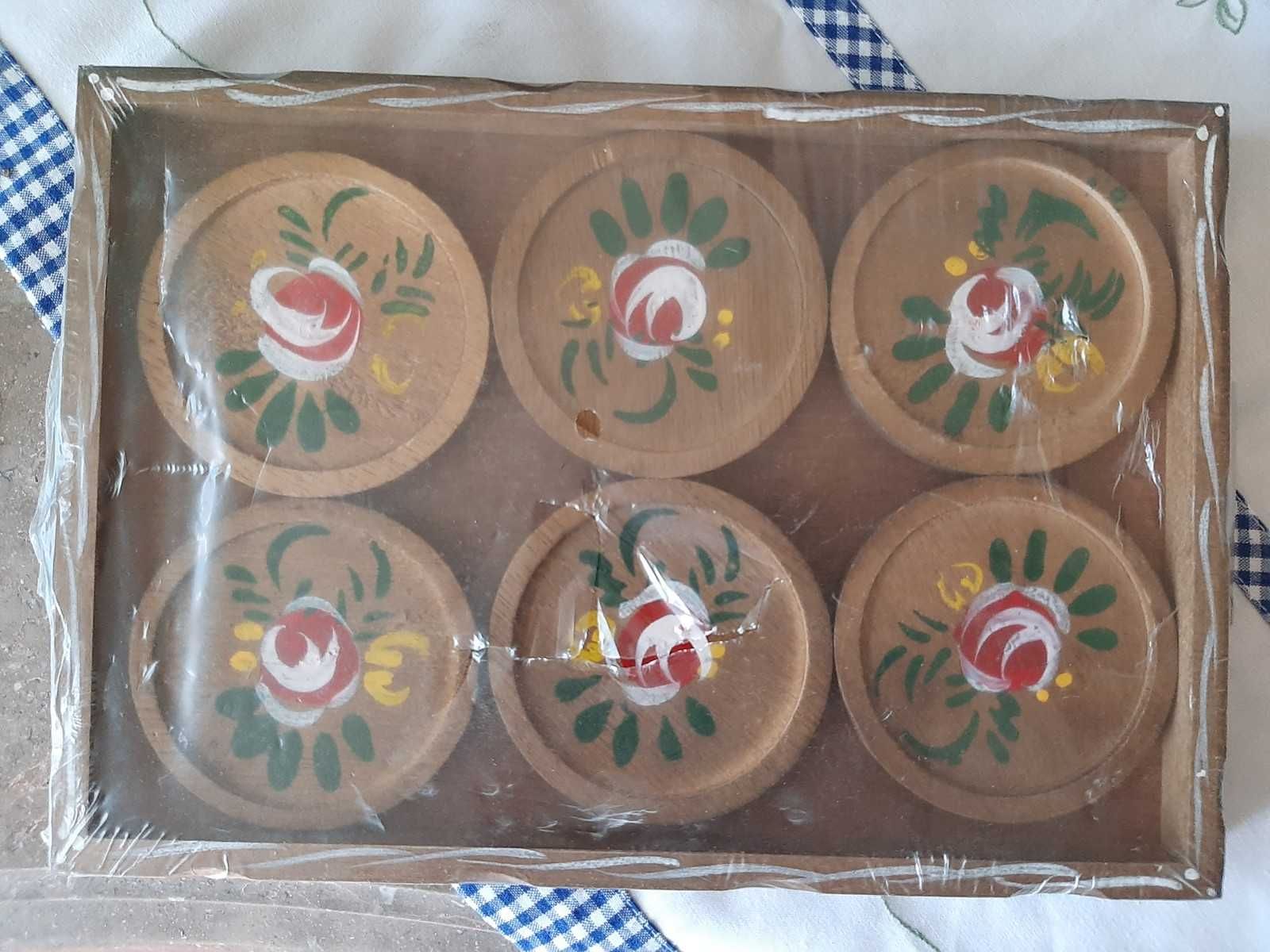 Bandeja com 6 bases para copos NOVO
