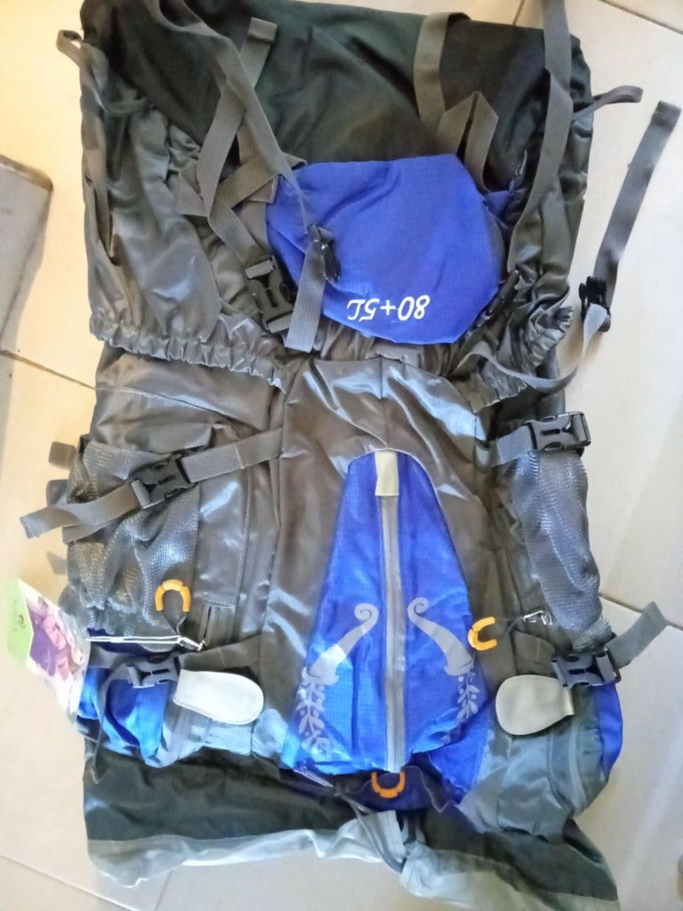 Vendo mochila de montanha
