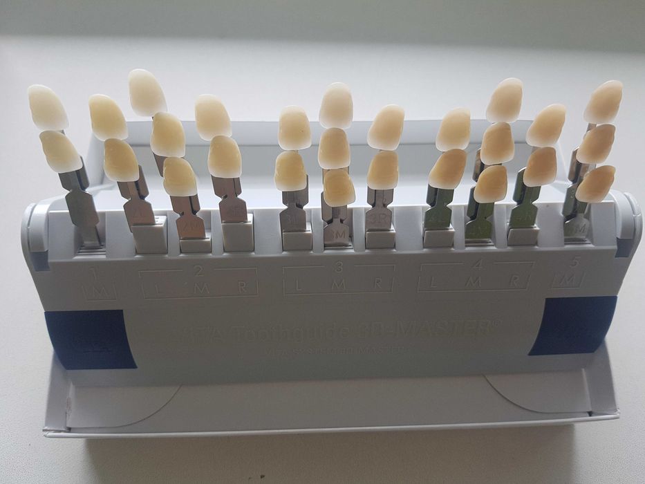 Vita Toothguide 3D-Master with Vita Bleached Shade Guide