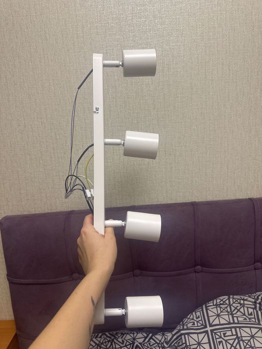 Люстра нова 4лампи