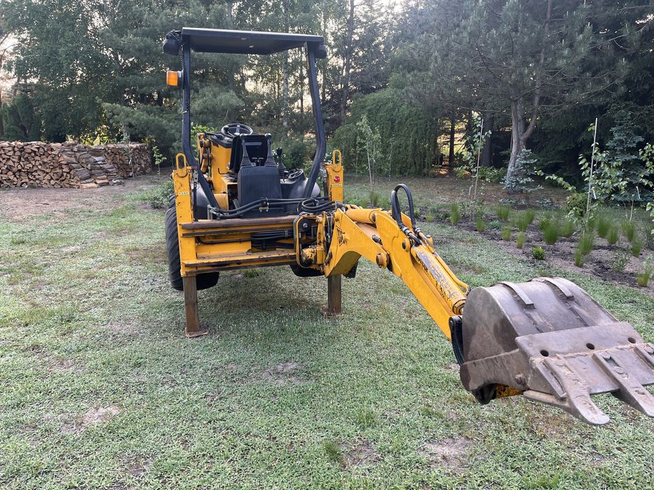 Wynajem minikoparki z operatorem