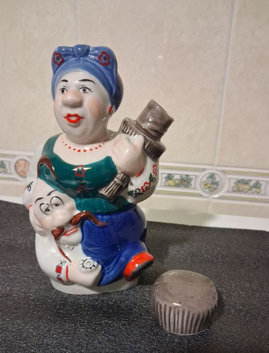 Статуэтка.      .