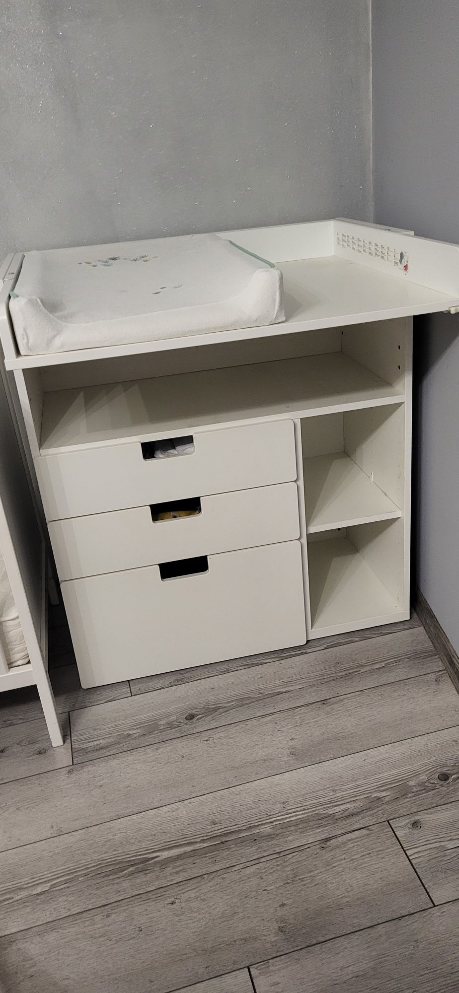 Ikea.Zestaw łóżeczko, komoda z przewijakiem.mocne,solidne ..