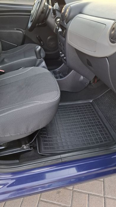 Продається Dacia Sandero 2009 року