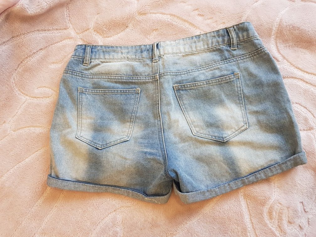 Krótkie spodenki jeans r.38 Vero Moda