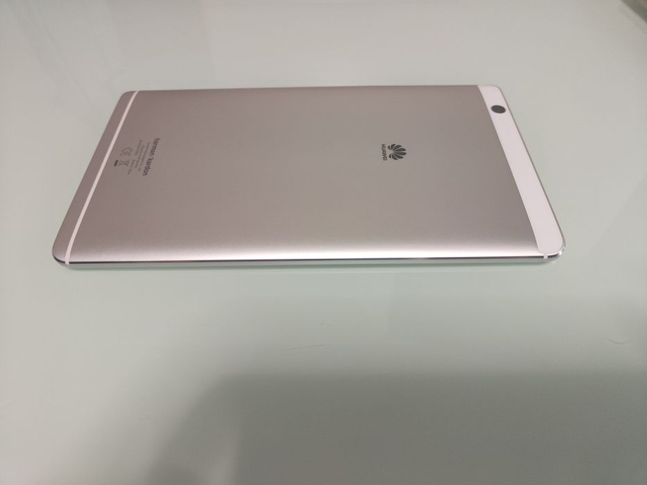 Huawei mediapad m3 8.4 com película  em bootloop