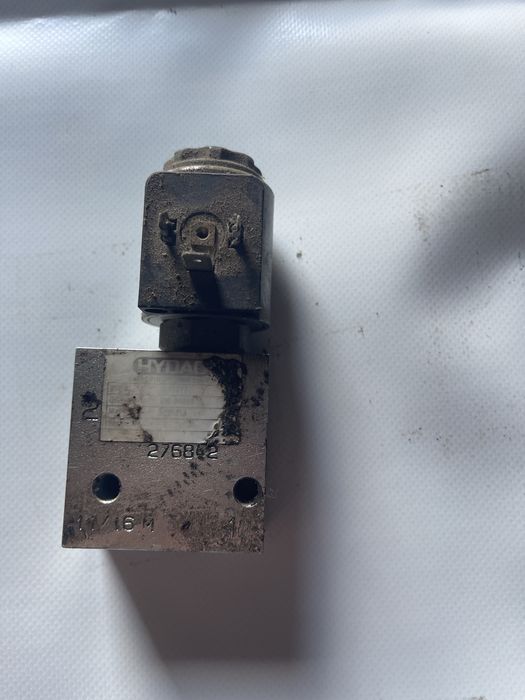 Zawór  276862 elektromagnetyczny