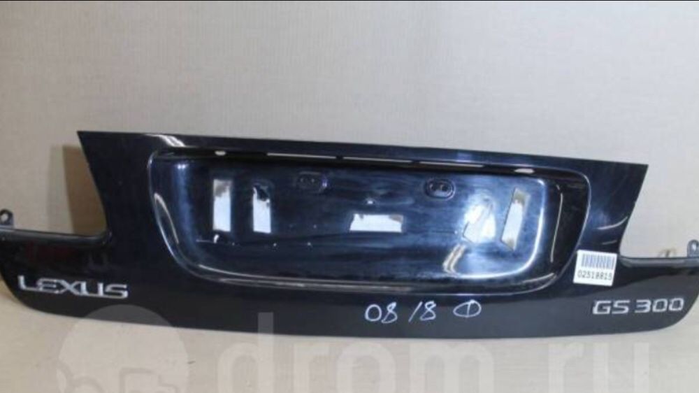 Продам накладку крышки багажника Лексус GS 300 и стопы задние фонари