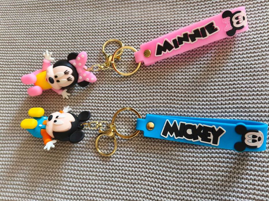 Komplet dla par breloki do kluczy zawieszki z bajki Myszka Miki Minnie