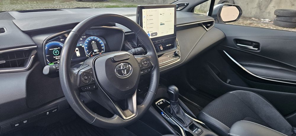 TOYOTA Corola2024 TS 1.8 Exclusive