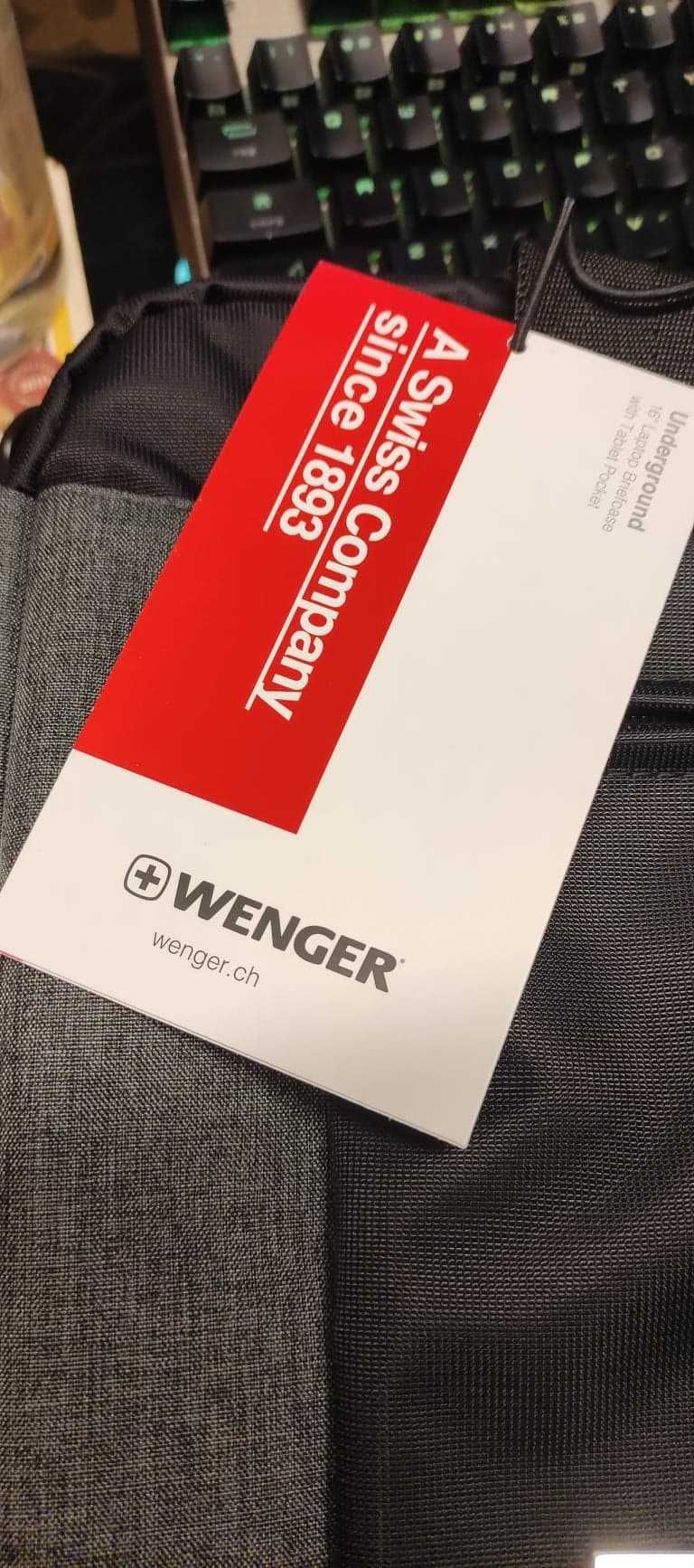 Torba na laptopa Wenger Underground 16 szwajcarska czarna z pasem