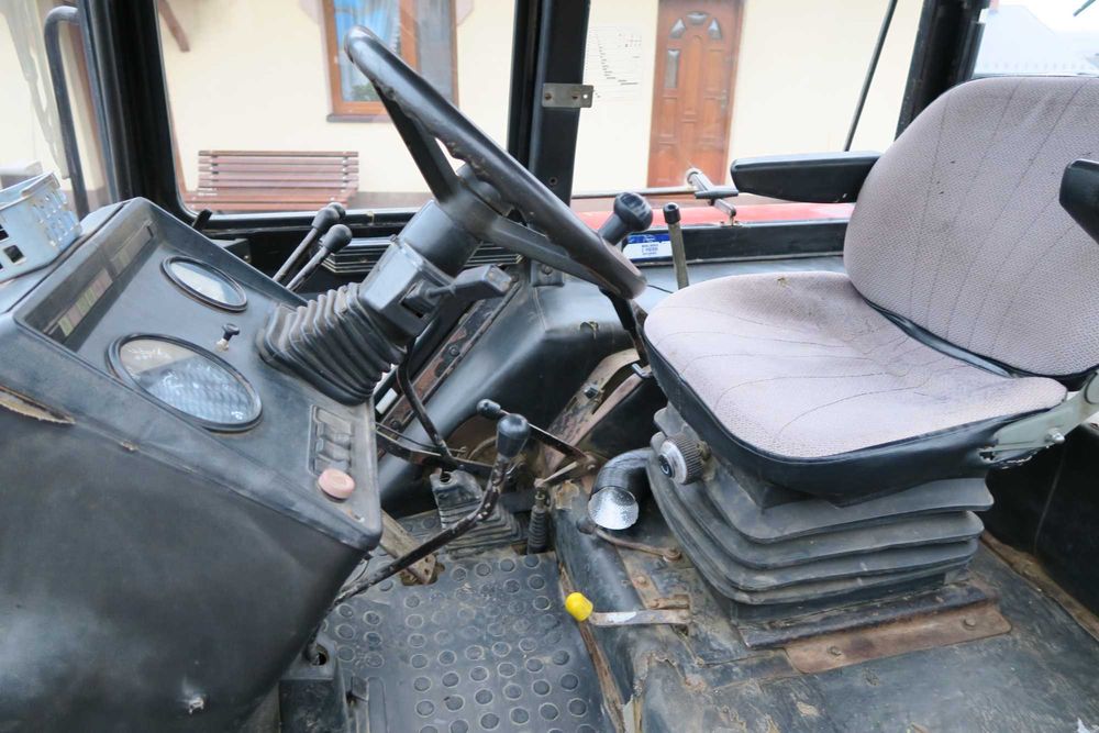 Belarus 820 jak MTZ Pronar